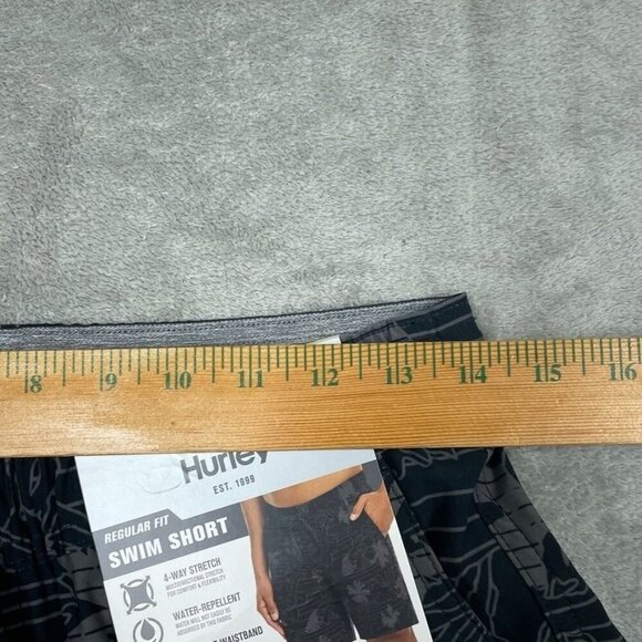 Hurley Mens S Swim Shorts Regular Fit 4-Way Stretch Water-Repellent  a0112 - Picture 3 of 6